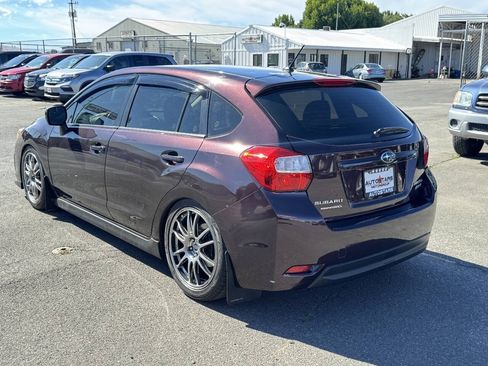 Used 2012 Subaru Impreza 2.0i Premium AWD/4WD image 4