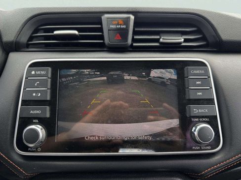 Used 2021 Nissan Versa SR image 28