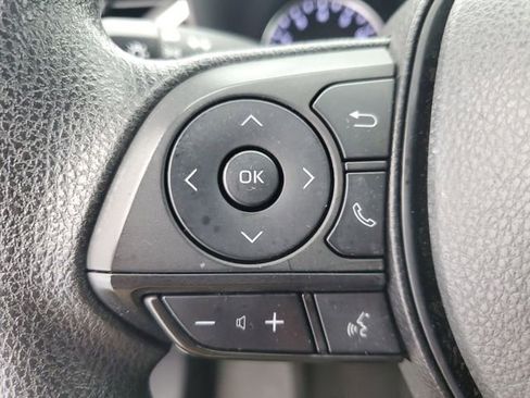 Used 2022 Toyota RAV4 LE image 23