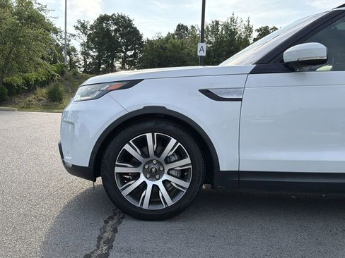 Used 2018 Land Rover Discovery HSE Luxury AWD/4WD image 9