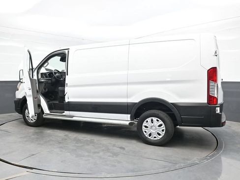 Used 2025 Ford Transit 250 Low Roof w/ Exterior Upgrade Package RWD image 51