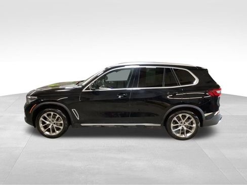 Used 2023 BMW X5 xDrive40i w/ Premium Package image 3