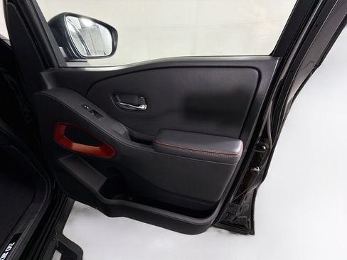 Used 2023 Nissan Frontier Pro-X w/ Technology Package RWD image 30