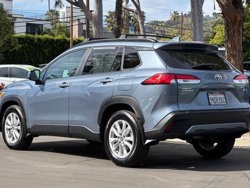 Certified 2024 Toyota Corolla Cross LE image 6