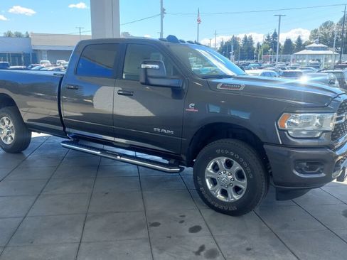Used 2024 RAM 3500 Big Horn w/ Sport Appearance Package AWD/4WD image 3
