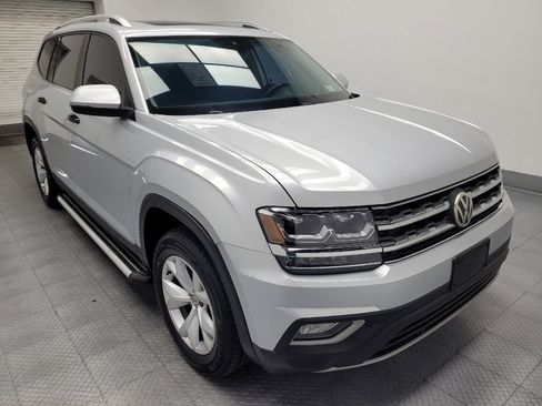 Used 2018 Volkswagen Atlas SEL FWD image 13