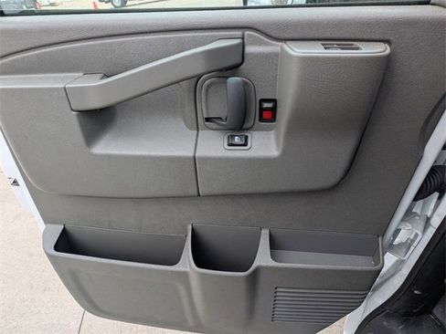 New 2024 Chevrolet Express 3500 w/ Power Convenience Package image 18