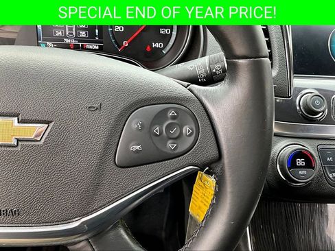 Used 2016 Chevrolet Impala LT w/ Convenience Package image 12