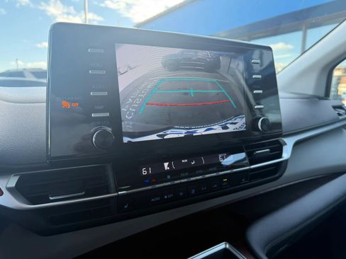 Used 2024 Toyota Sienna XLE image 13