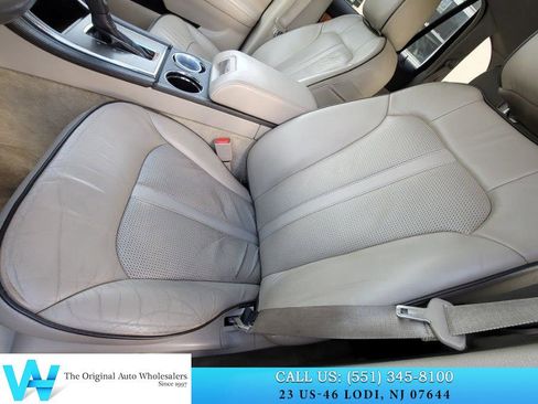 Used 2015 Lincoln MKX AWD w/ Equipment Group 102A image 9