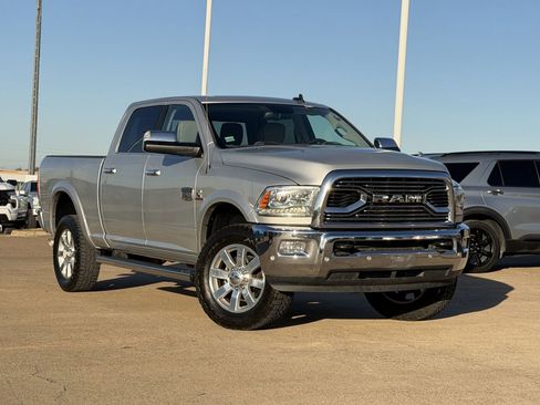 Used 2018 RAM 2500 Longhorn w/ Longhorn Southfork Package image 2