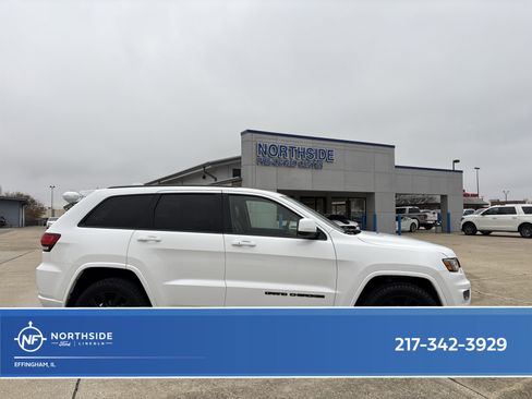 Used 2019 Jeep Grand Cherokee Altitude image 1