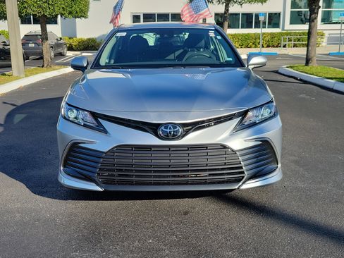 Used 2023 Toyota Camry LE image 4