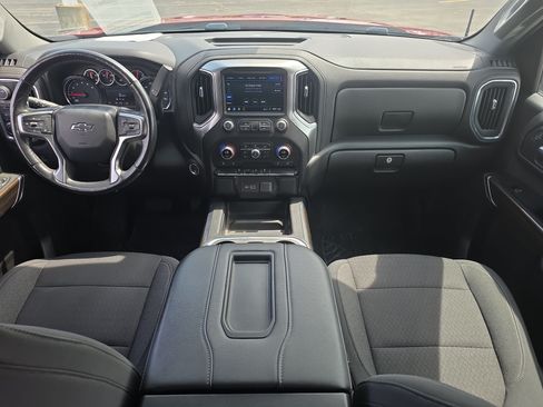 Used 2021 Chevrolet Silverado 1500 LT Trail Boss AWD/4WD image 11