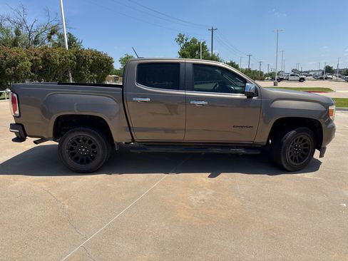 Used 2016 GMC Canyon SLT w/ Driver Alert Package RWD image 6