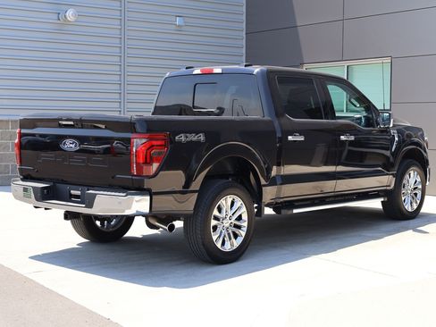 Used 2024 Ford F150 Lariat w/ Tow/Haul Package AWD/4WD image 5