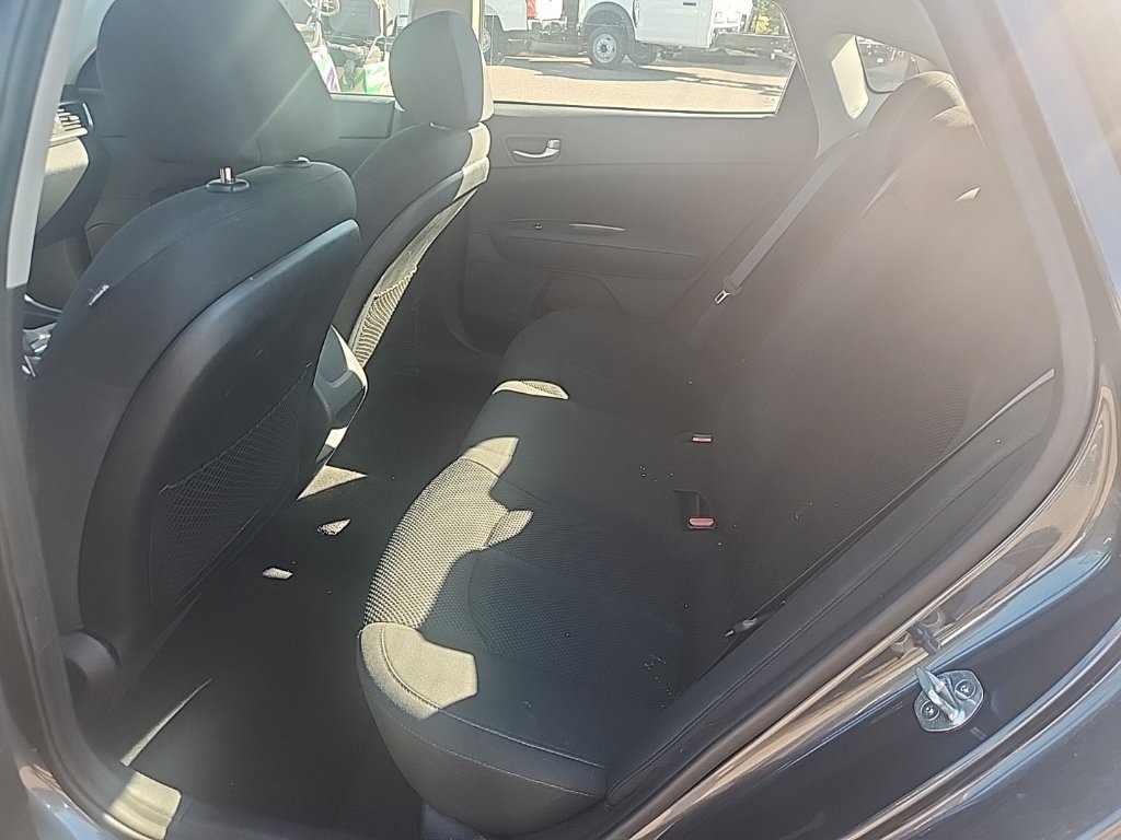 Used 2020 Kia Optima LX FWD image 19