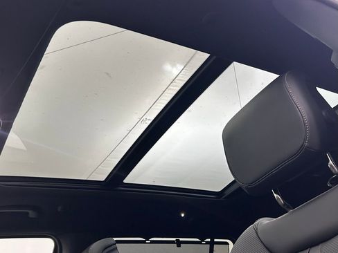 New 2026 Jeep Grand Wagoneer Limited image 25