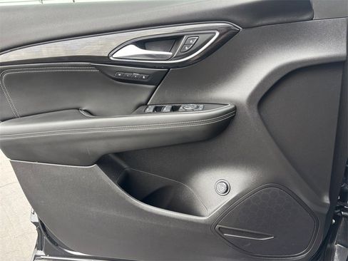 Certified 2023 Buick Envision Essence w/ Sport Touring Package image 26