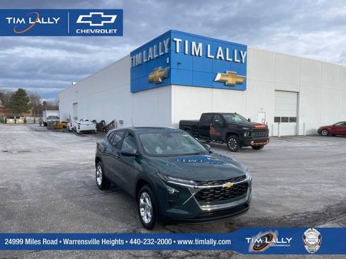 New 2026 Chevrolet Trax LS image 1