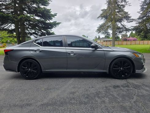 Used 2020 Nissan Altima 2.5 SR FWD image 7