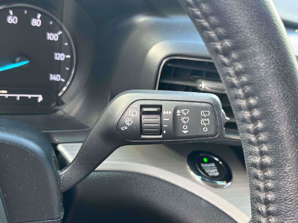 Used 2020 Ford Explorer XLT w/ Equipment Group 202A AWD/4WD image 24