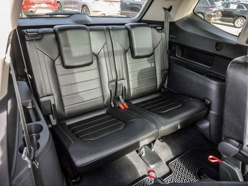 Used 2019 Volkswagen Atlas SEL Premium image 26