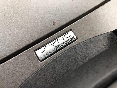 Used 2014 Ford Taurus SEL AWD/4WD image 25