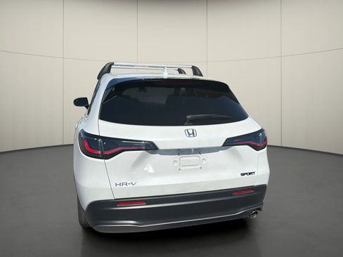 Used 2025 Honda HR-V Sport image 6