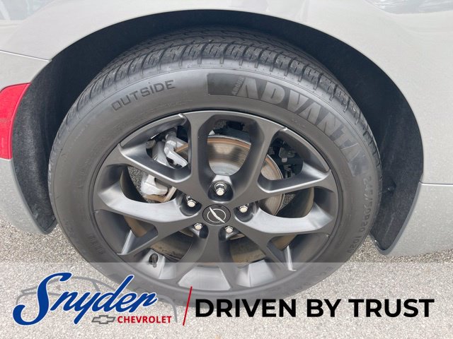 Used 2025 Chrysler Pacifica Limited FWD image 31