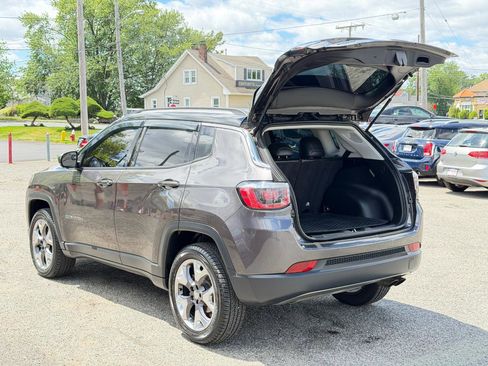 Used 2020 Jeep Compass Limited AWD/4WD image 30
