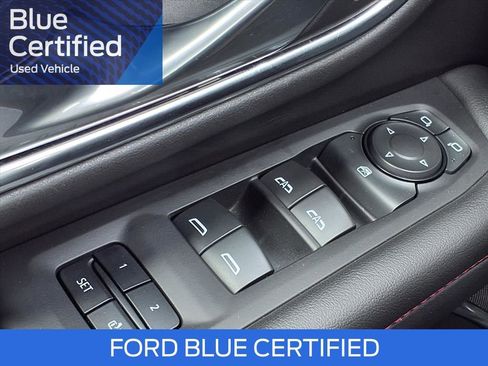 Used 2024 Chevrolet Suburban RST image 28