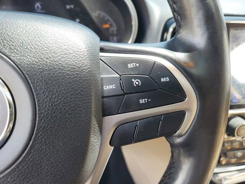 Used 2019 Jeep Grand Cherokee Limited image 26