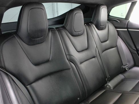 Used 2017 Tesla Model S 75D image 44