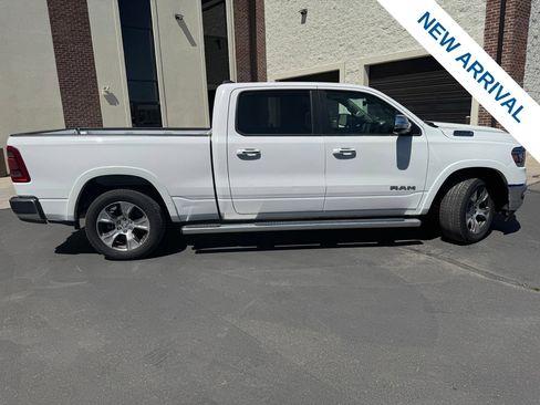 Used 2022 RAM 1500 Laramie AWD/4WD image 8