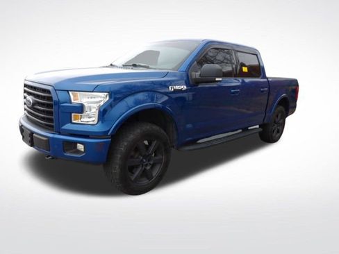 Used 2017 Ford F150 XLT w/ Equipment Group 301A Mid image 11