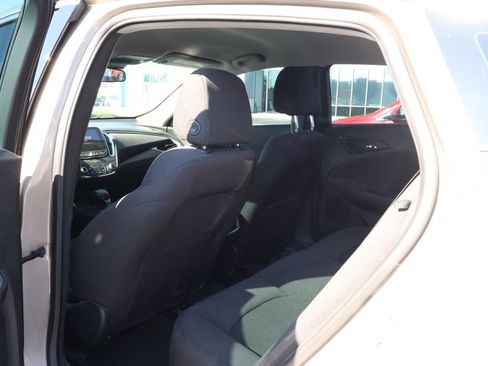 Used 2023 Chevrolet Malibu LT FWD image 26