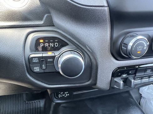 New 2024 RAM 3500 Tradesman image 32