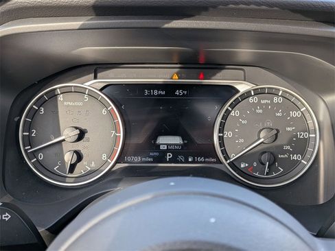 Used 2024 Nissan Rogue SV w/ SV Premium Package image 13