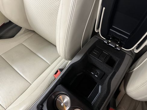 Used 2011 Jaguar XK Convertible image 65