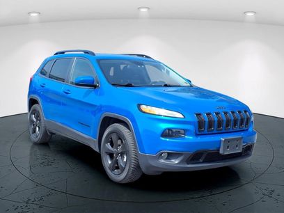 Used 2018 Jeep Cherokee Latitude w/ Altitude Package