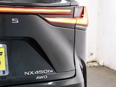 Used 2026 Lexus NX 450h+ F Sport AWD/4WD image 11