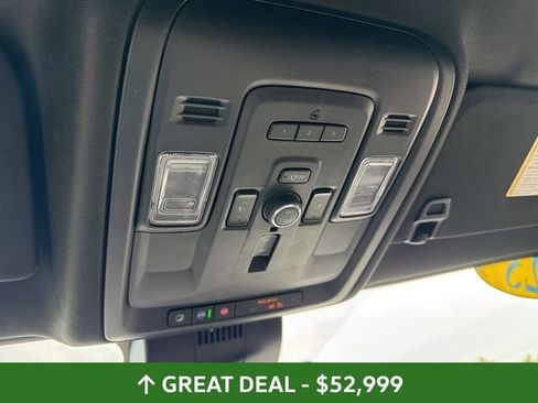 Used 2023 GMC Yukon Denali image 48