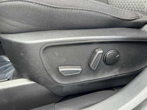 Used 2023 Ford Escape Active image 14