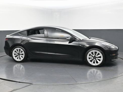 Used 2021 Tesla Model 3 Long Range image 5