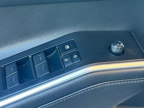 Certified 2024 Toyota Highlander LE AWD/4WD image 14