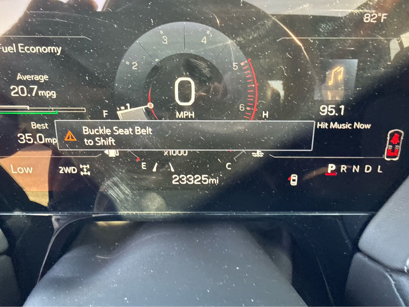 Used 2025 GMC Yukon Elevation w/ Elevation Premium Package AWD/4WD image 4