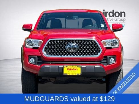 Used 2019 Toyota Tacoma TRD Off-Road AWD/4WD image 3