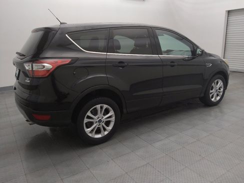 Used 2017 Ford Escape SE image 10