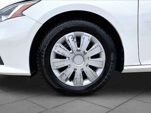 Used 2021 Nissan Altima 2.5 S w/ Driver Assist Package FWD image 11